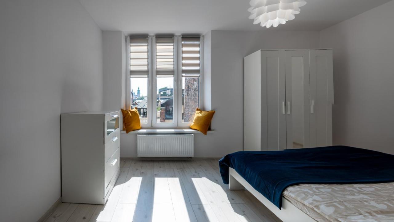 Super Central Sienna Street Apartment *